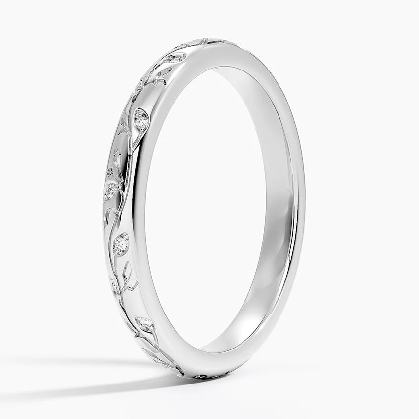 Close-up of Rayonu Lab Diamond Ring highlighting truly colorless diamonds