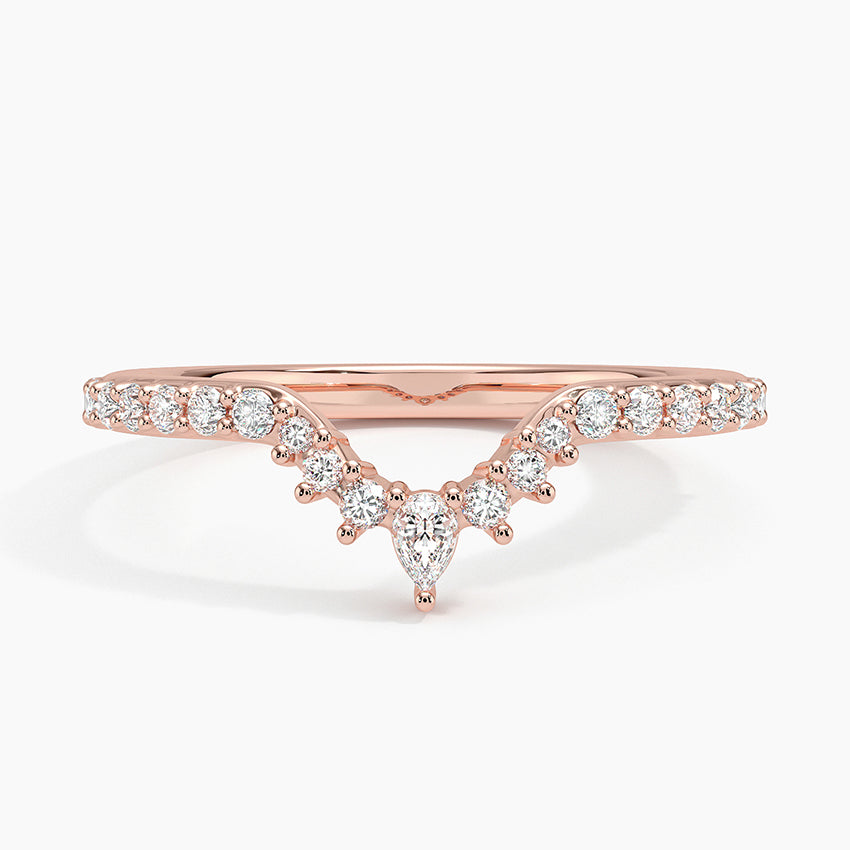 Detailed view of 3EX ideal cut diamonds on Rayonu Lab Diamond Ring