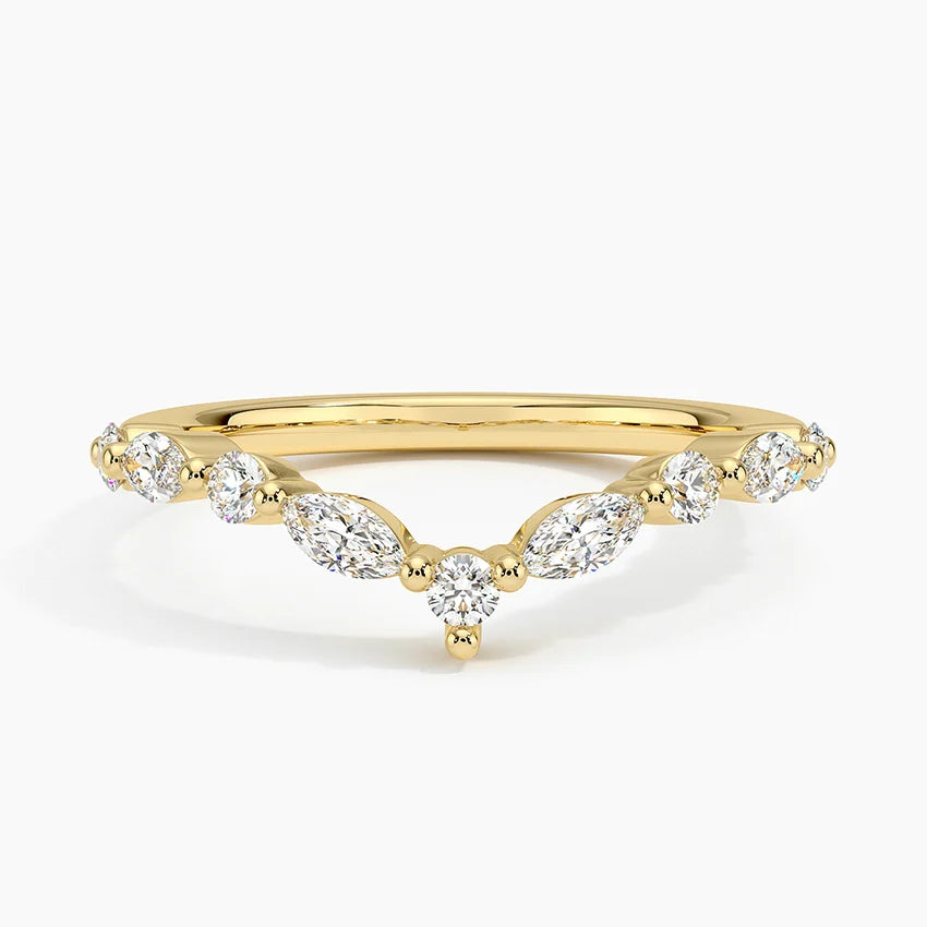 Rayonu Curved Versailles Ring top view with alternating diamond pattern