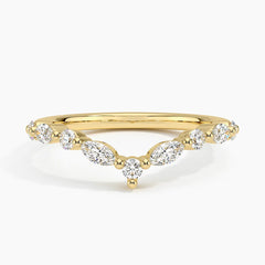 Rayonu Curved Versailles Ring top view with alternating diamond pattern