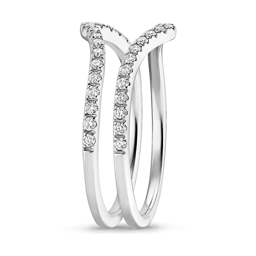 Close-up of lab diamonds highlighting D-F color and VVS clarity